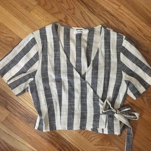 NEVER WORN Mod Ref wrap crop stripe shirt